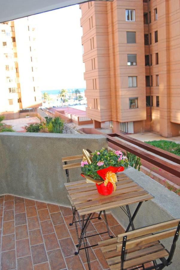 Recently Refurbished Apartment With Sea Views. 丰希罗拉 外观 照片